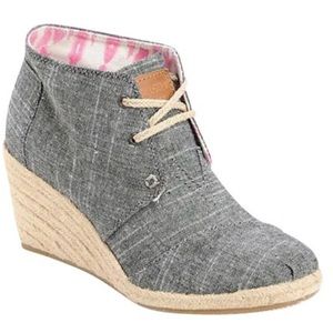 TOMS Women Chambray Desert Wedge Booties SZ 6